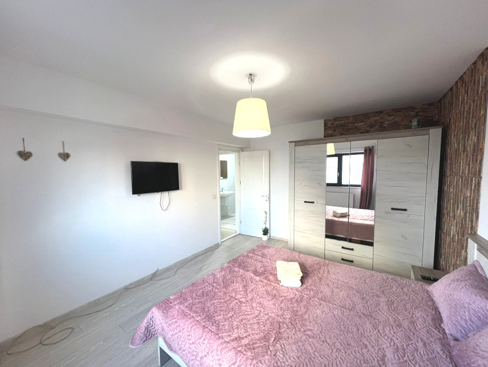 Apartament 3 camere, Bloc Nou, Central