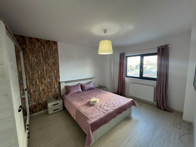 Apartament 3 camere, Bloc Nou, Central