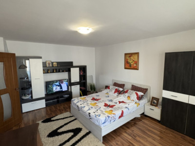 Garsonieră spre închiriere Centru