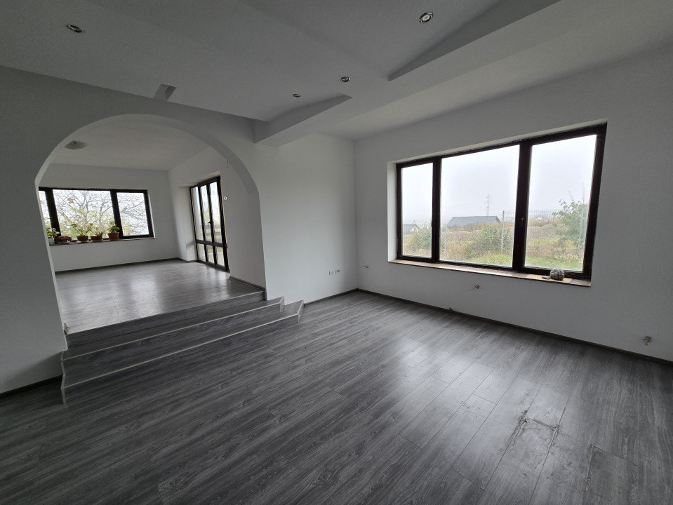 Vila Fantanele pretabila Azil Batrani