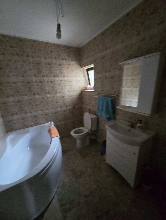 Vila Fantanele pretabila Azil Batrani