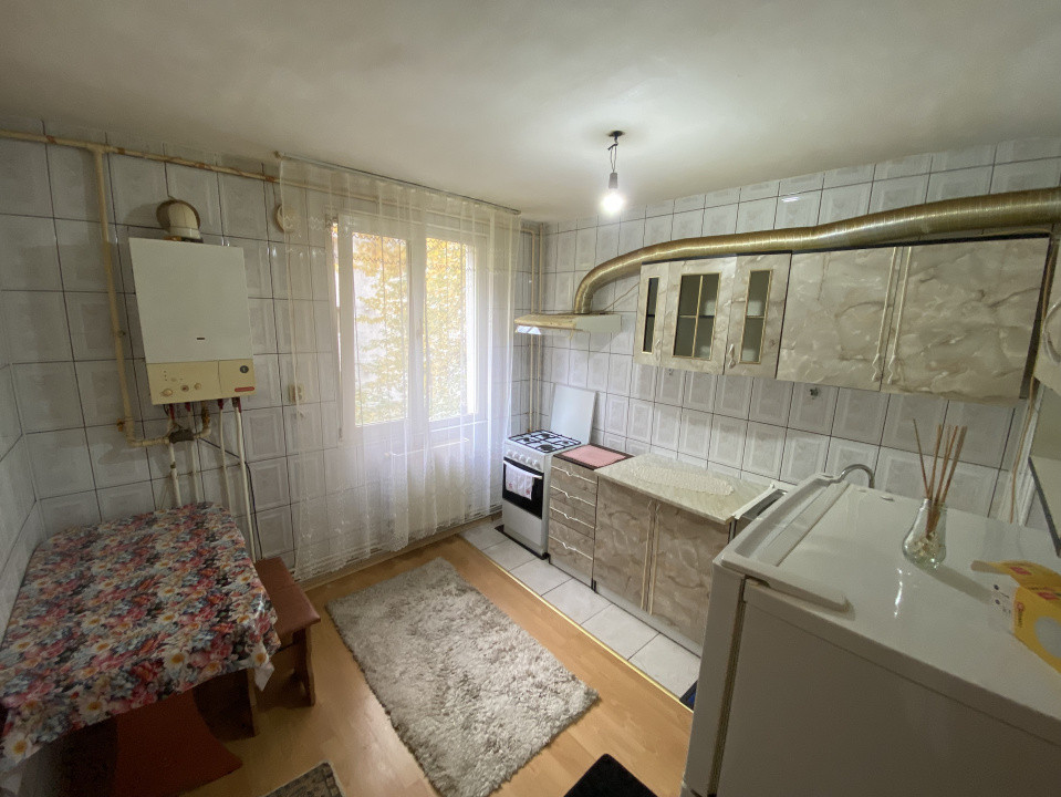 Apartament 2 camere, zona Narcisa 