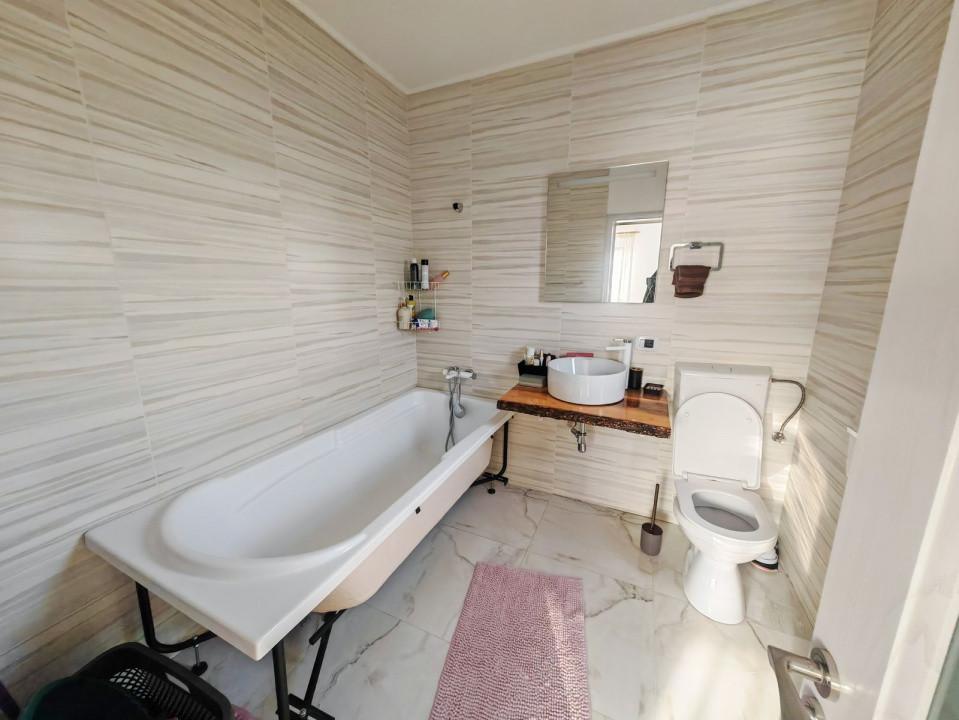 Casa ultramoderna spatioasa Calea Moinesti