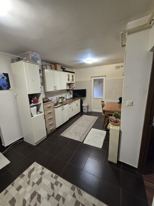 Ap. 2 camere decomadate et.1 Neagoe Voda