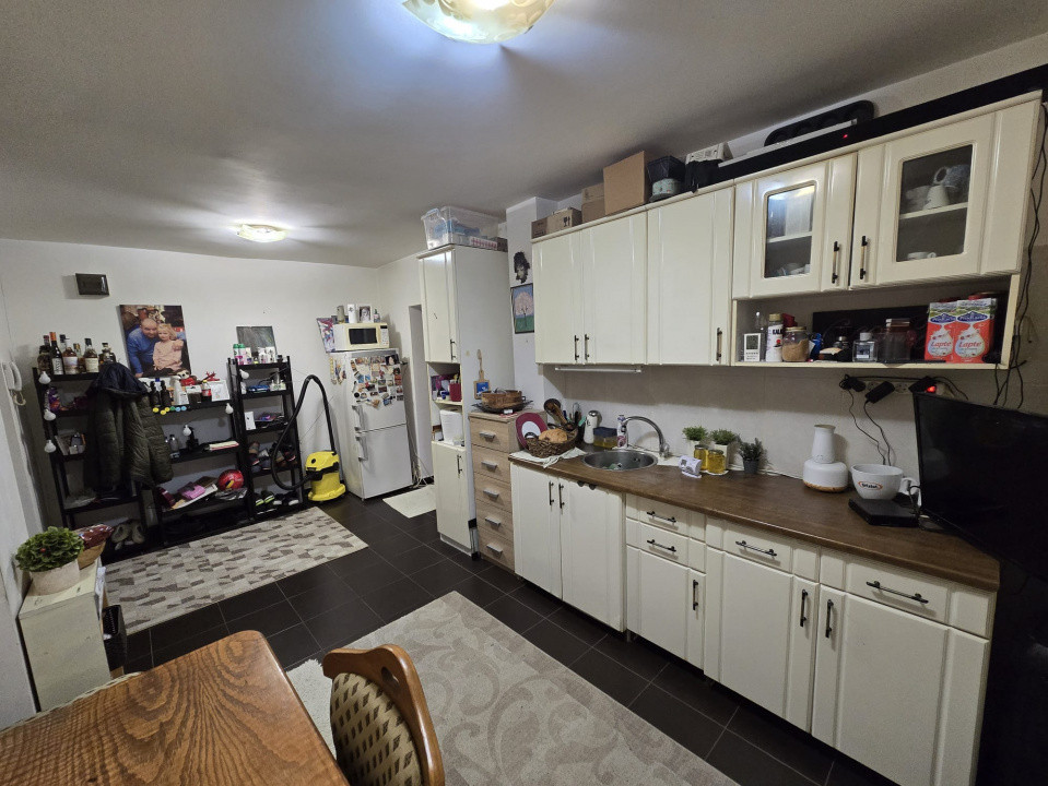 Ap. 2 camere decomadate et.1 Neagoe Voda