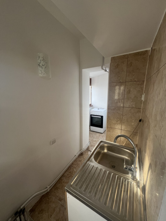 Garsoniera spațioasă, Ultracentral