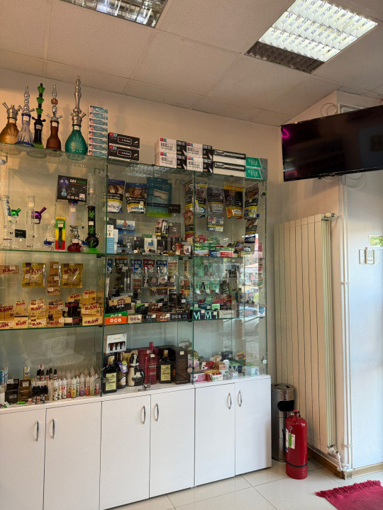 Afacere la cheie – Magazin de tabac + Cofetărie cu laborator propriu, de vânzare