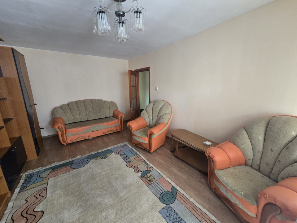  2 decomandate Tipografilor