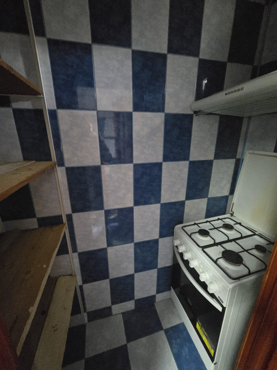  2 decomandate Tipografilor