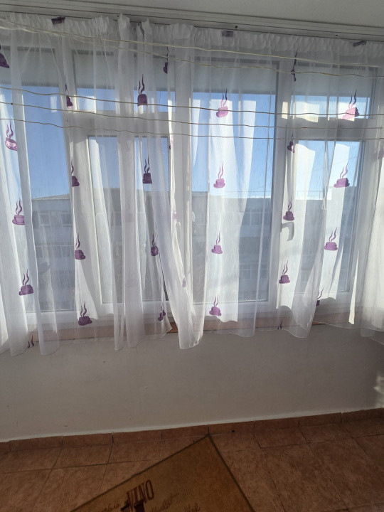  2 decomandate Tipografilor