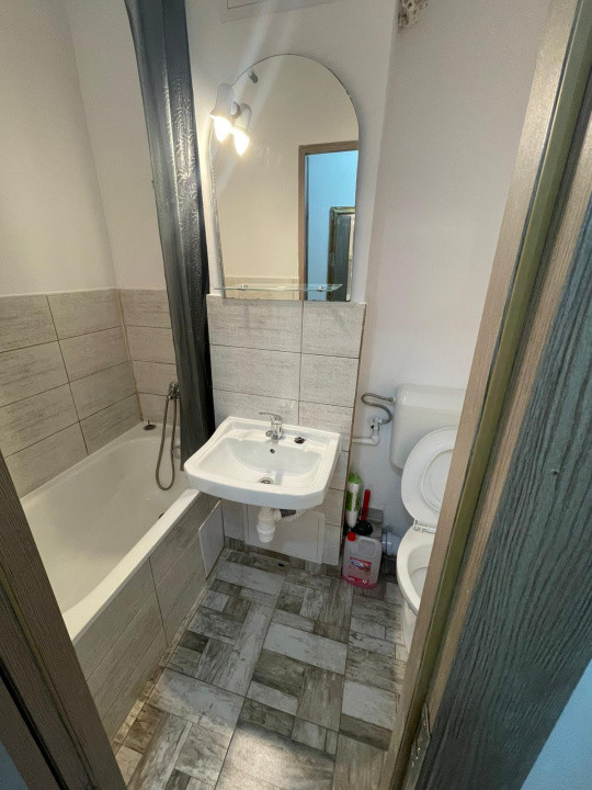 Apartament 3 camere, Piata  Sud