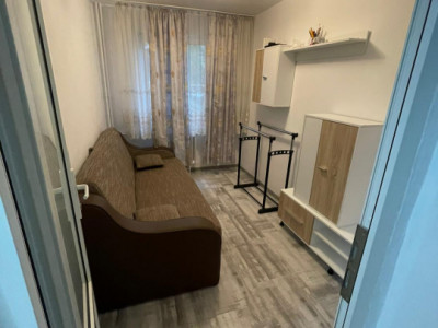 Apartament 3 camere, Piata  Sud