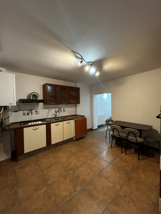 De închiriat casă Bacău