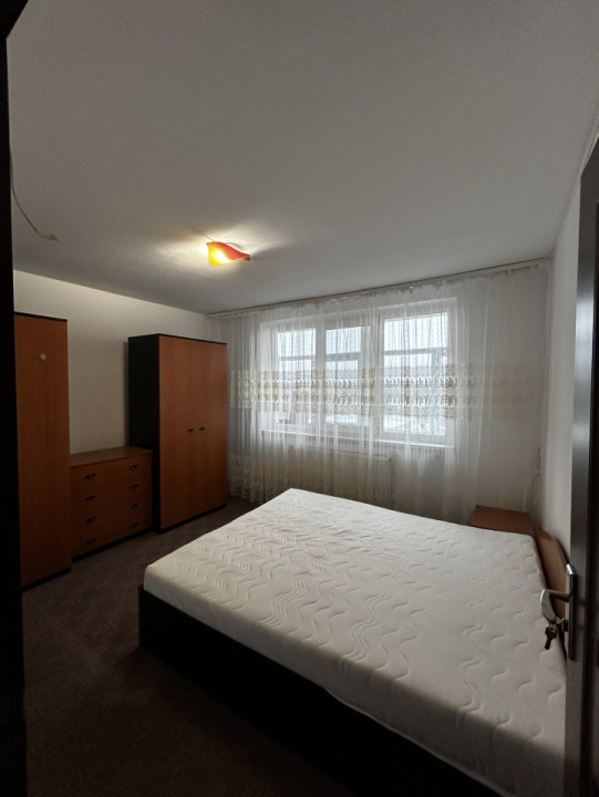 Apartament închiriere Cornișa
