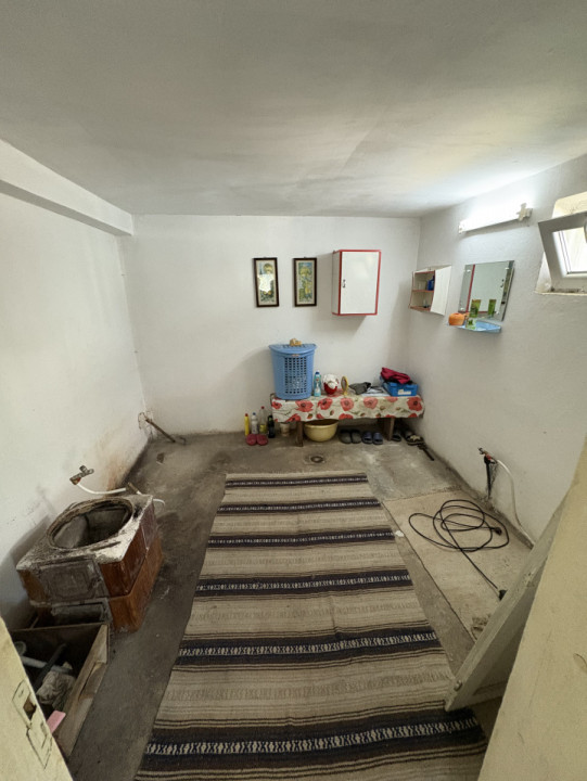 De vânzare casă cu teren în Fântânele 