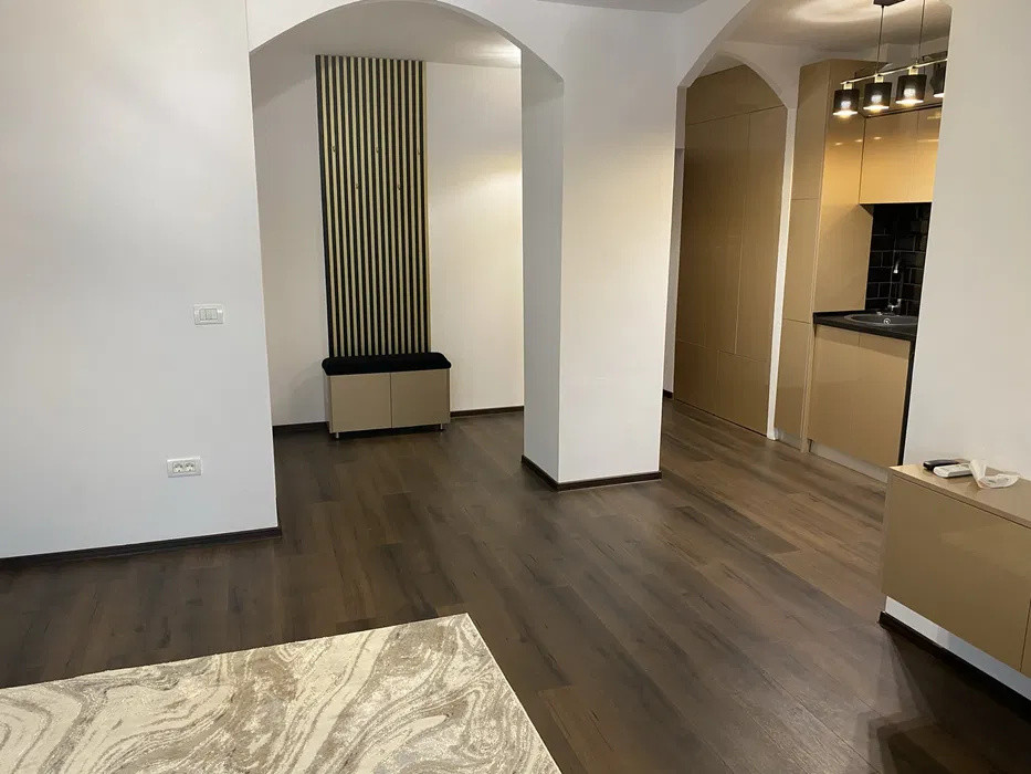 Garsoniera lux zona Orizont 
