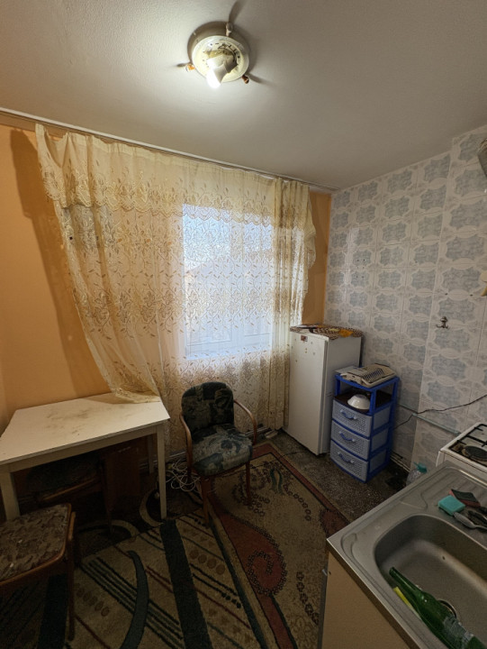 Garsonieră de vânzare zona Aviatori