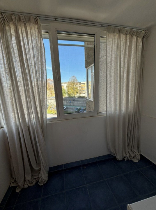 Spre închiriere apartament 2 camere 