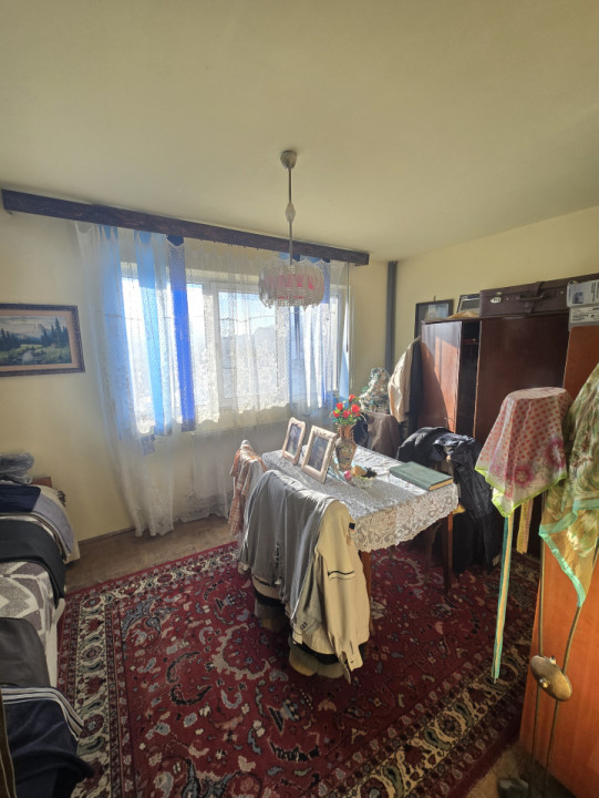 Apartament cu 3 camere, et. 3