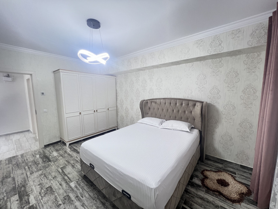 Apartament modern, 3 camere, Bloc Nou, parcare privata