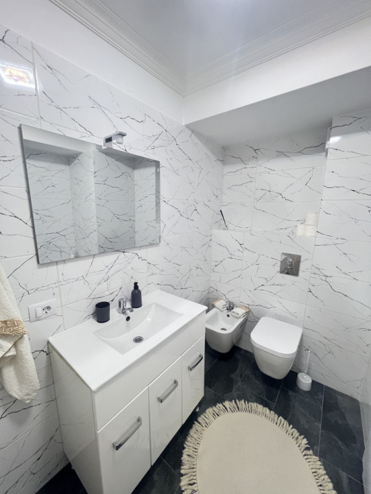 Apartament modern, 3 camere, Bloc Nou, parcare privata