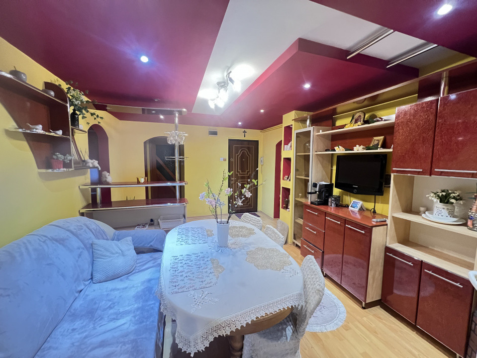 Apartament 3 camere decomandate, Nord