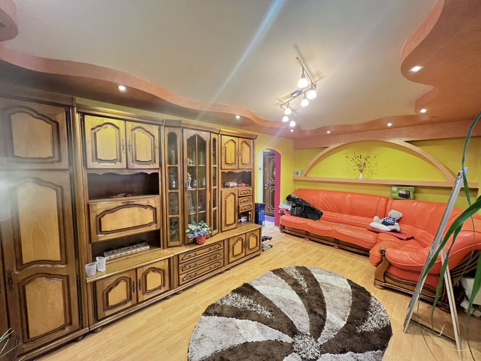 Apartament 3 camere decomandate, Nord