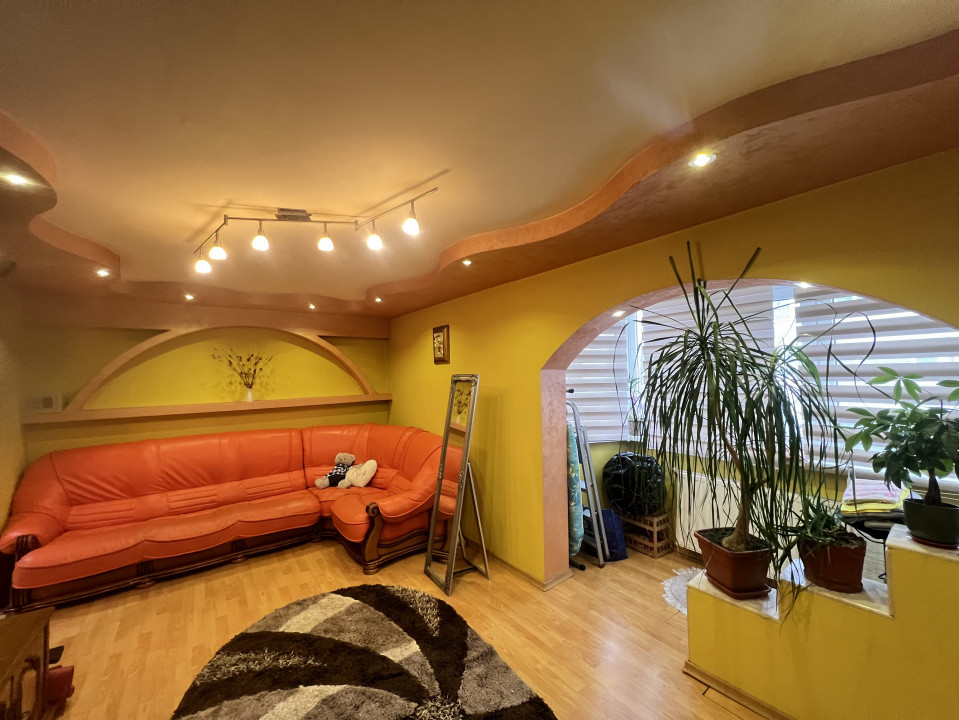 Apartament 3 camere decomandate, Nord