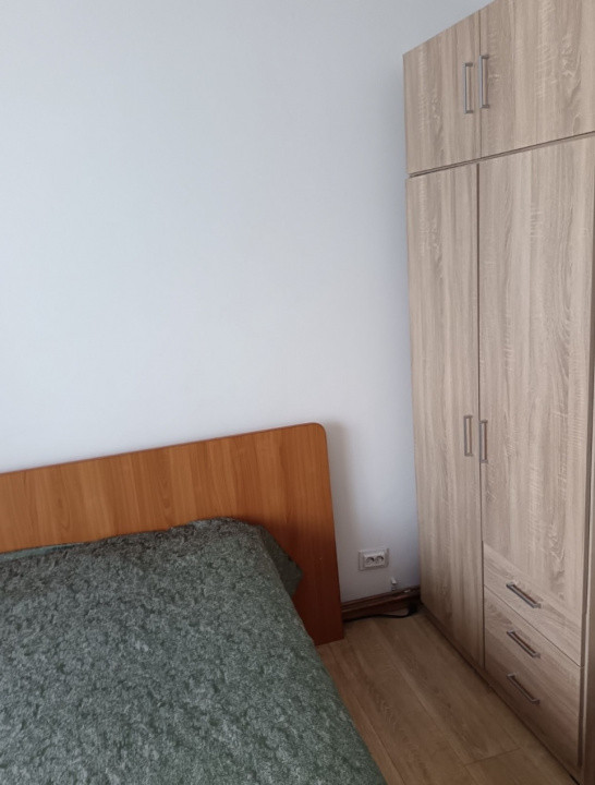 Apartament 3 camere decomandate – Cartier URA 