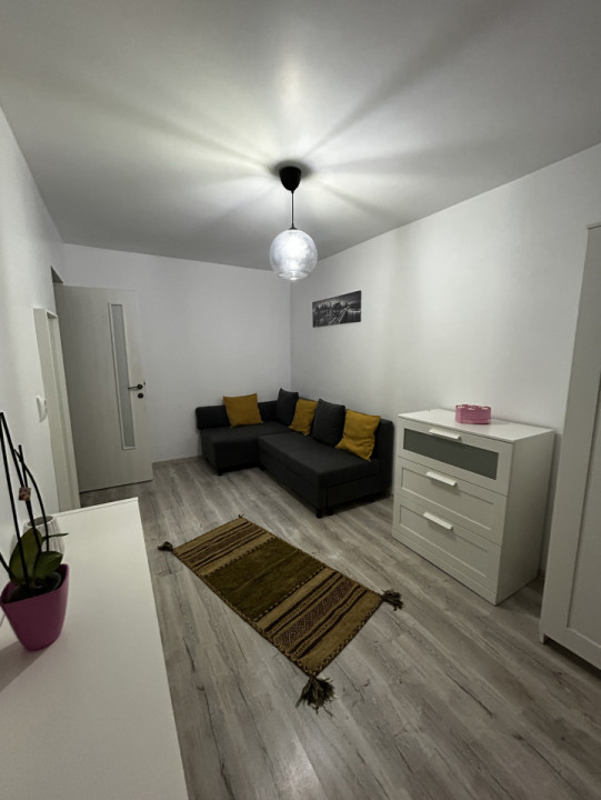 Garsonieră modernă spre închiriere 