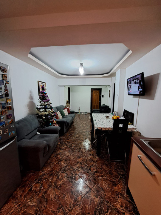 Apartament 3 camere, Parcul Tradafirilor