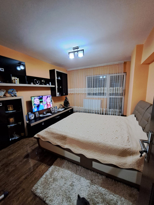 Apartament 3 camere, Parcul Tradafirilor