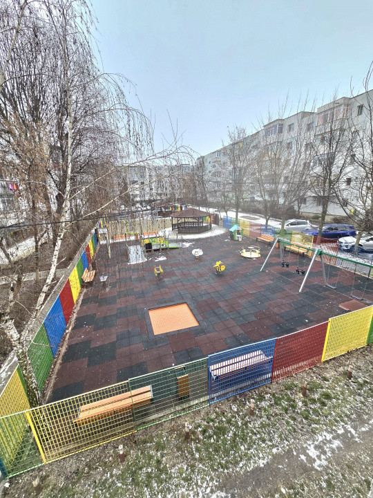 Ap. 3 camere, et.1 bloc nou