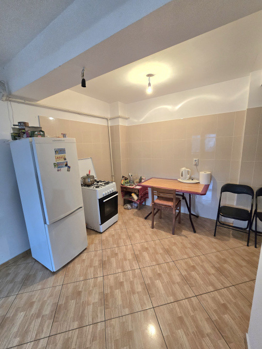 Ap. 3 camere, et.1 bloc nou