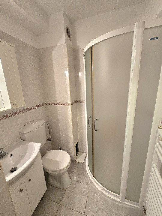 Ap. 3 camere, et.1 bloc nou