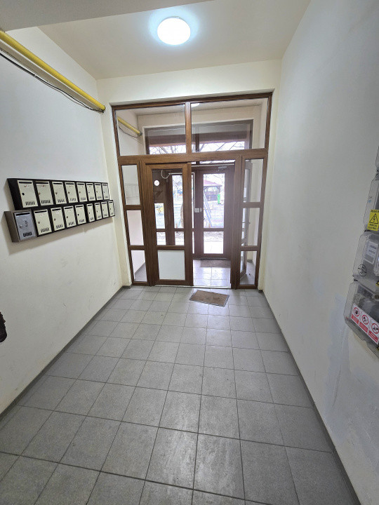 Ap. 3 camere, et.1 bloc nou