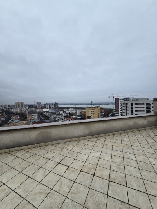 Apartament la inaltime, de inchiriat