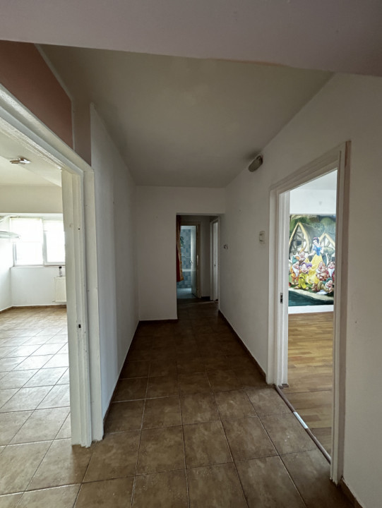 Apartament 3 camere de închiriat – Zona Narcisa