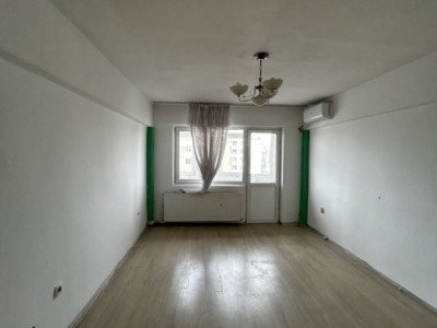 Apartament 3 camere de închiriat – Zona Narcisa