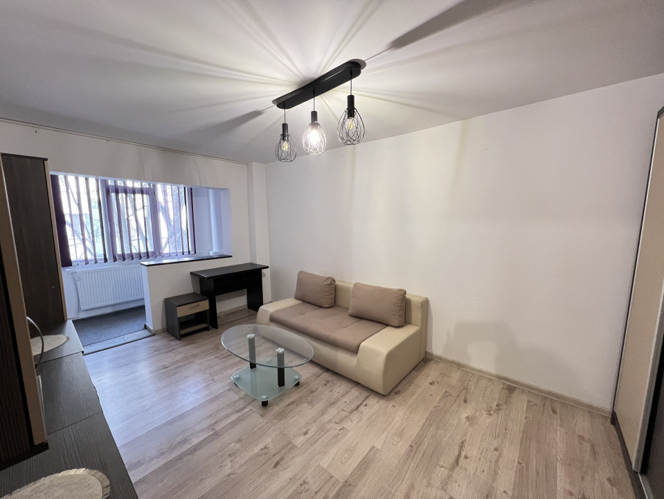 Apartament spațios, 3 camere, Narcisa