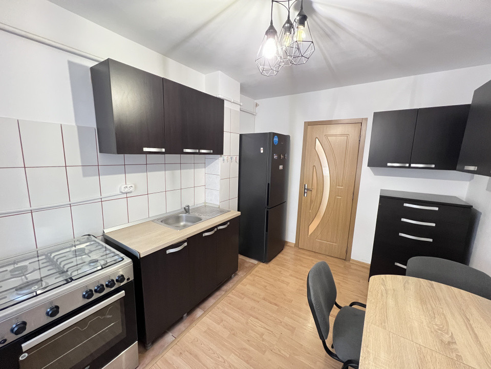 Apartament spațios, 3 camere, Narcisa