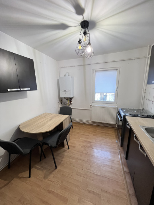 Apartament spațios, 3 camere, Narcisa