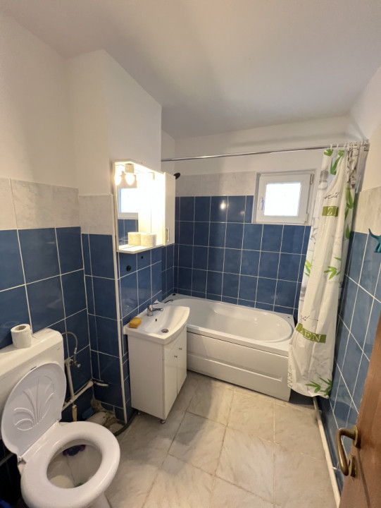 Apartament spațios, 3 camere, Narcisa