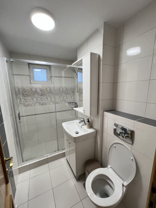 Apartament 3 camere, Central