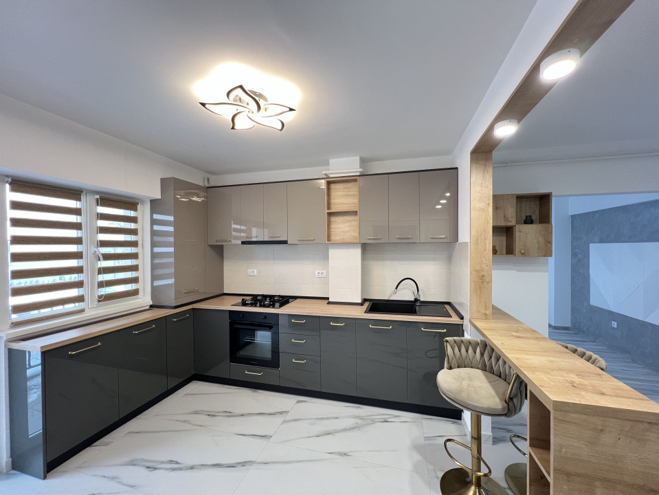 Apartament 2 camere, Bloc Nou - Prima Inchiriere