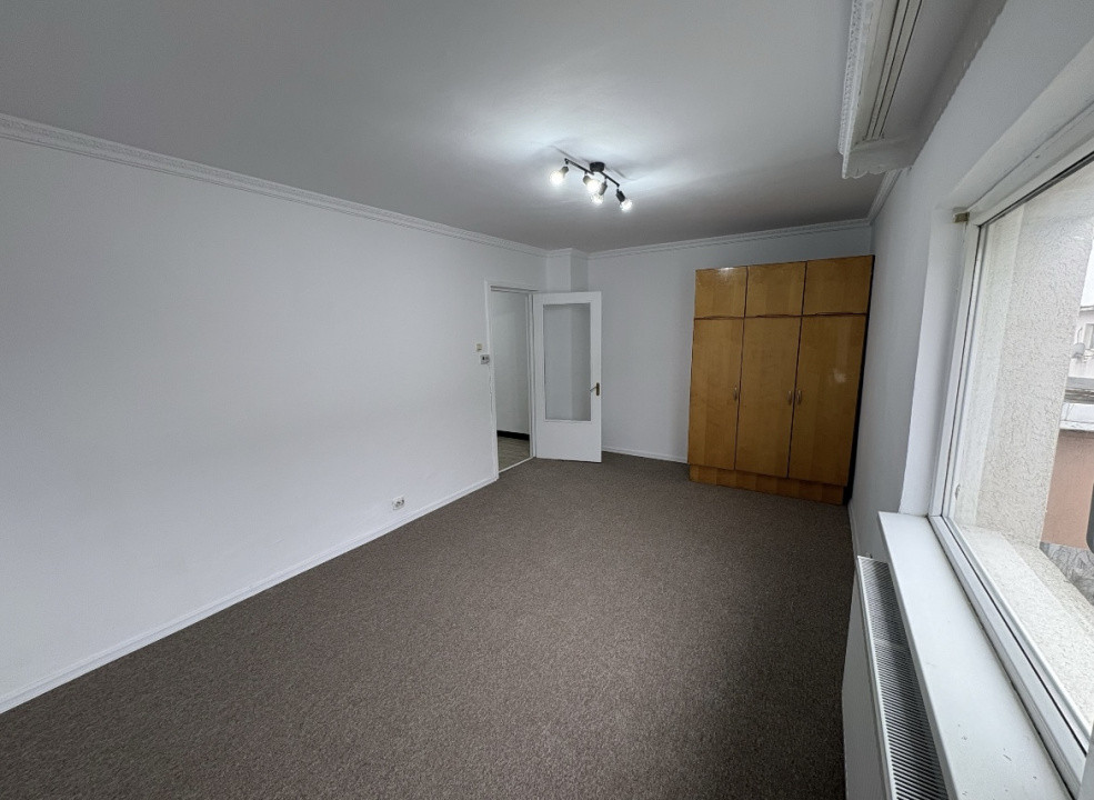 Spre închiriere apartament 2 camere | 9 Mai