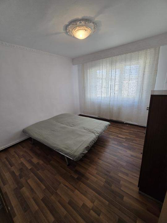 Apartament 2 camere Miron Costin