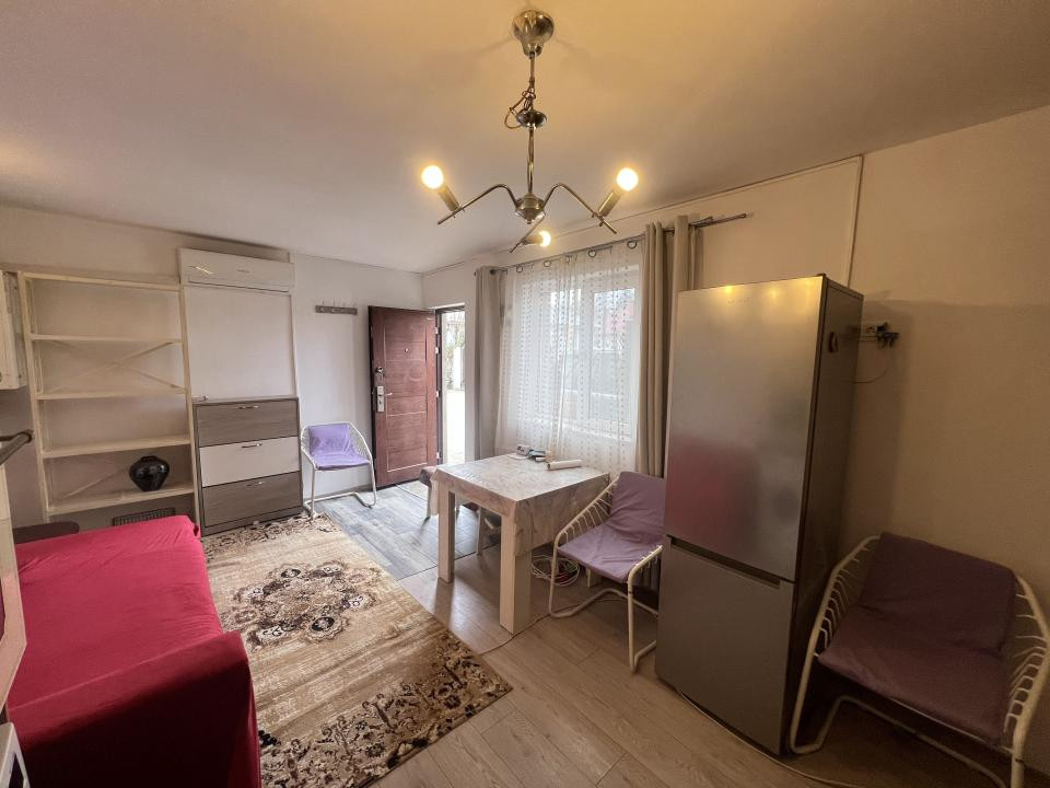 Garsonieră de inchiriat