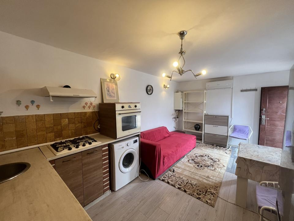 Garsonieră de inchiriat