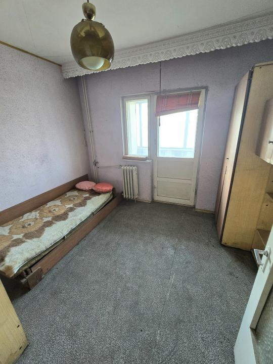 Ap. 3 camere decom.,2 bai,3 balcoane Ion Luca